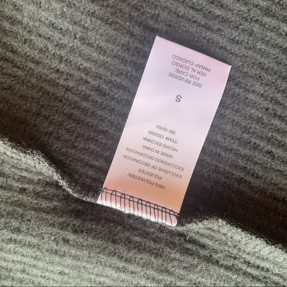 Badgers Champion Quarter Zip Sweater - Picture 7 of 7